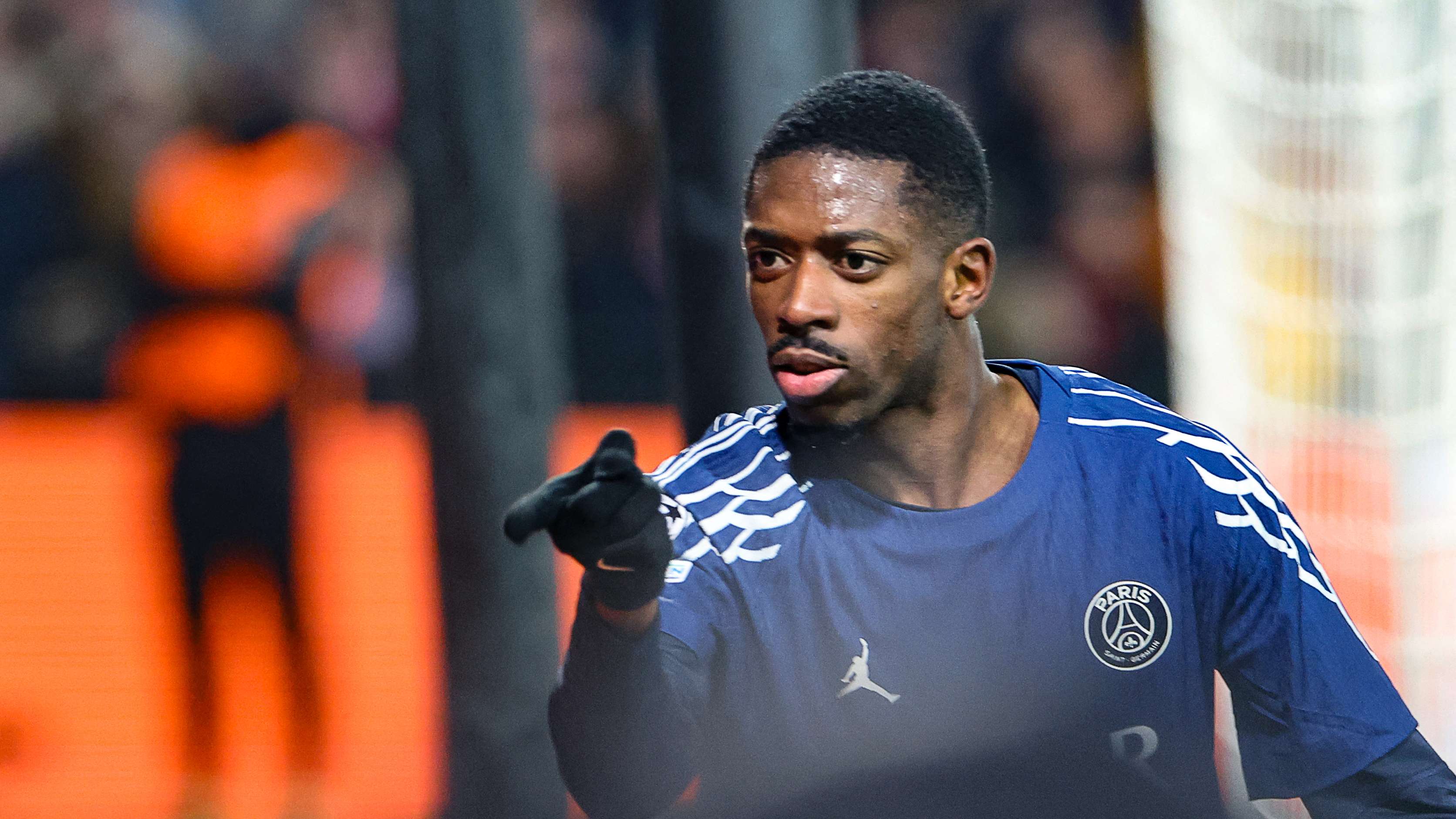 疑吸引了各 疑吸引了各