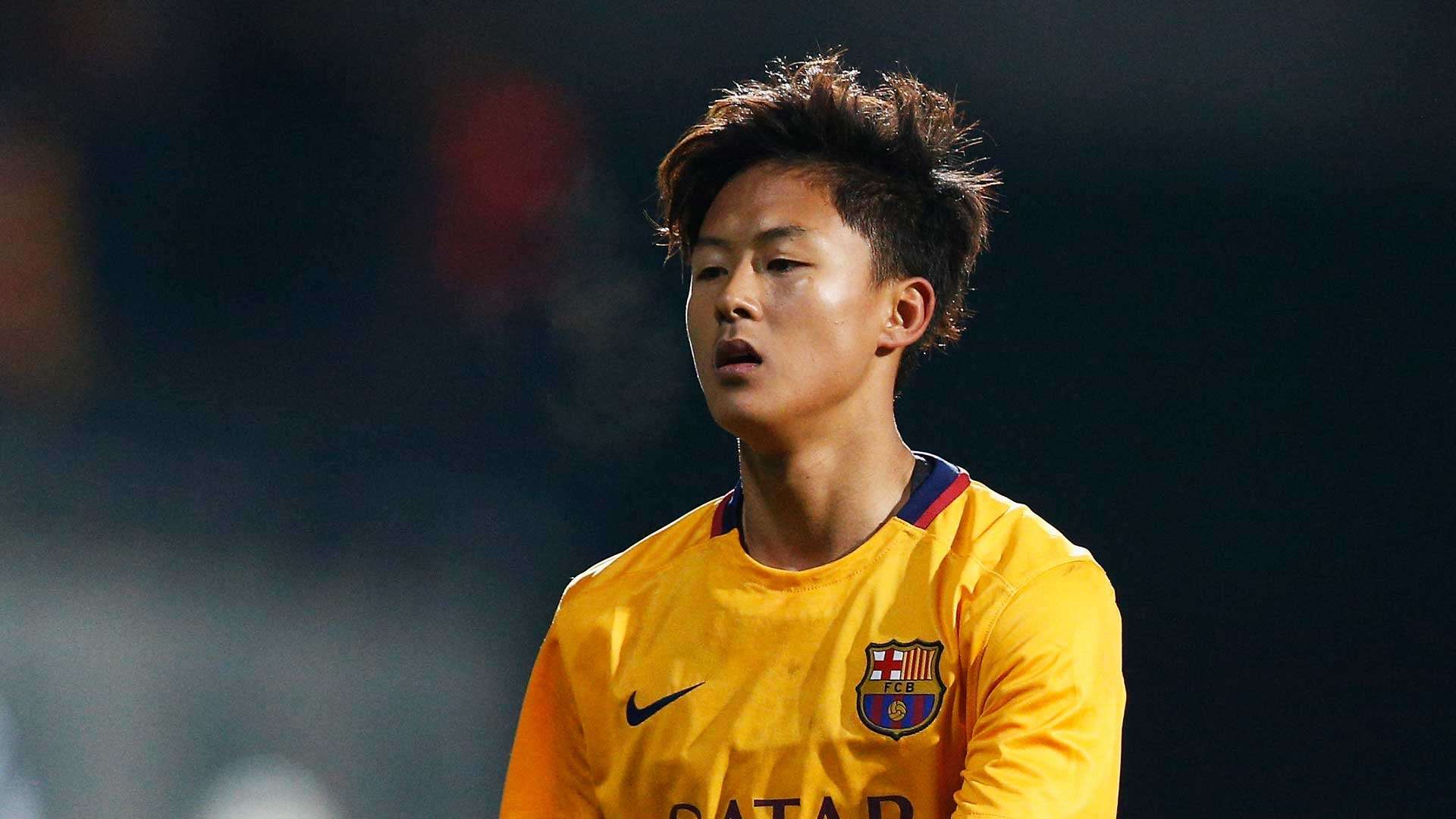 使攻守更為 使攻守更為