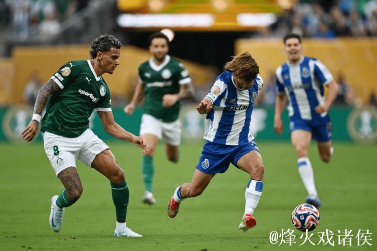 意甲-小麦进球被判无效霍伊伦制造威胁 那不勒斯战平帕尔马0-0